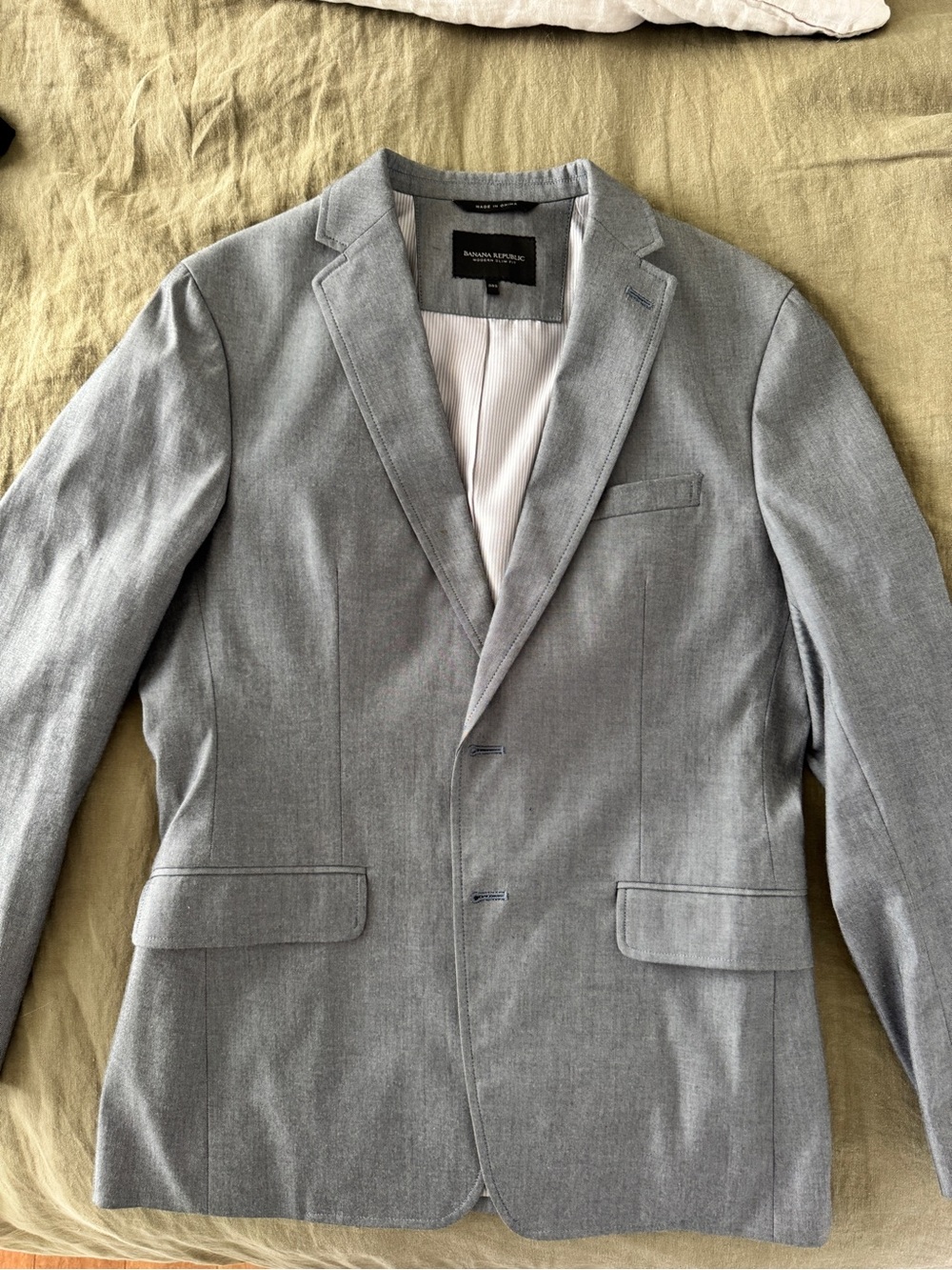 Banana Republic Mens Light Gray Blazer - Classic Tailored Fit
